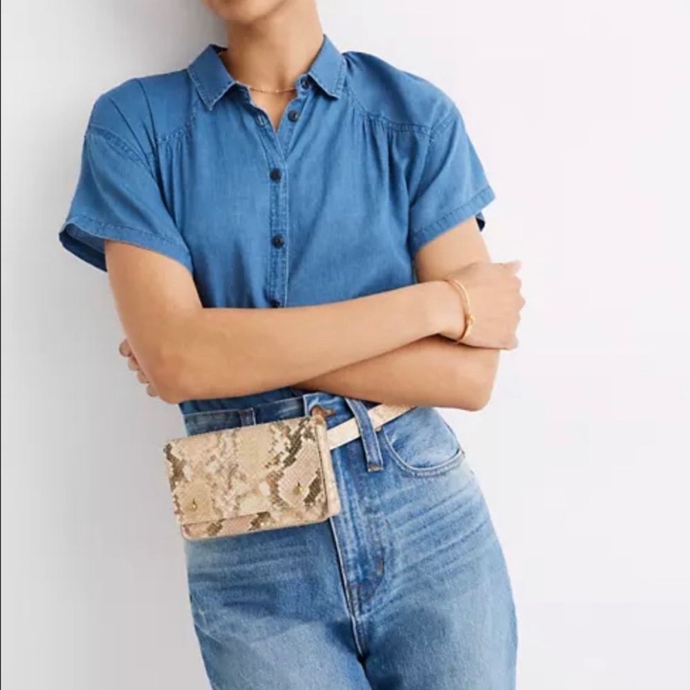Madewell Black Leather Crossbody Belt Bag - Picture 10 of 12